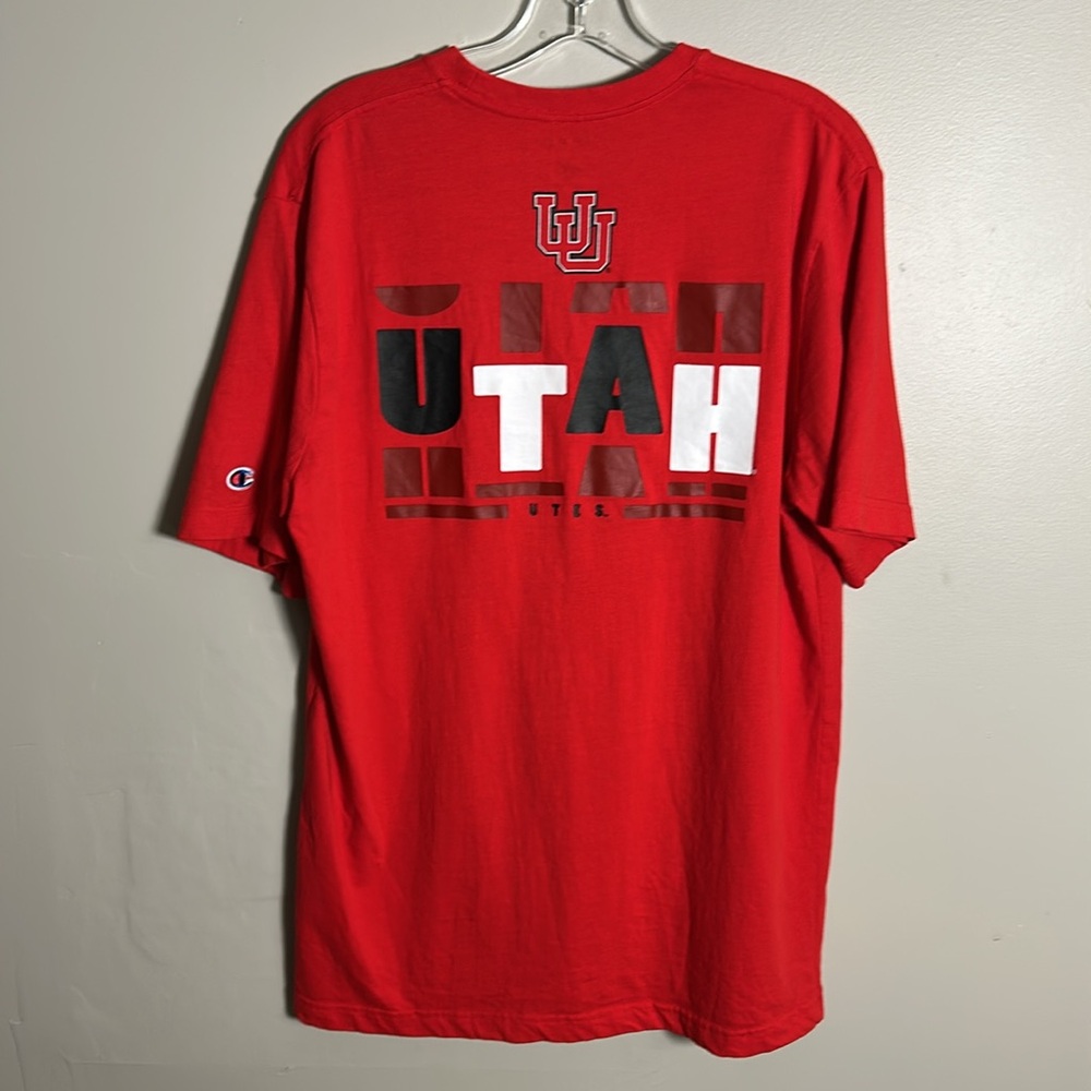 University Utah Utes Champion NCAA Red Pocket T-Shirt Men’s L 100% Cotton NWOT